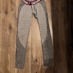 Gymshark Grey Seamless Colorblock Leggings with Maroon Waistband